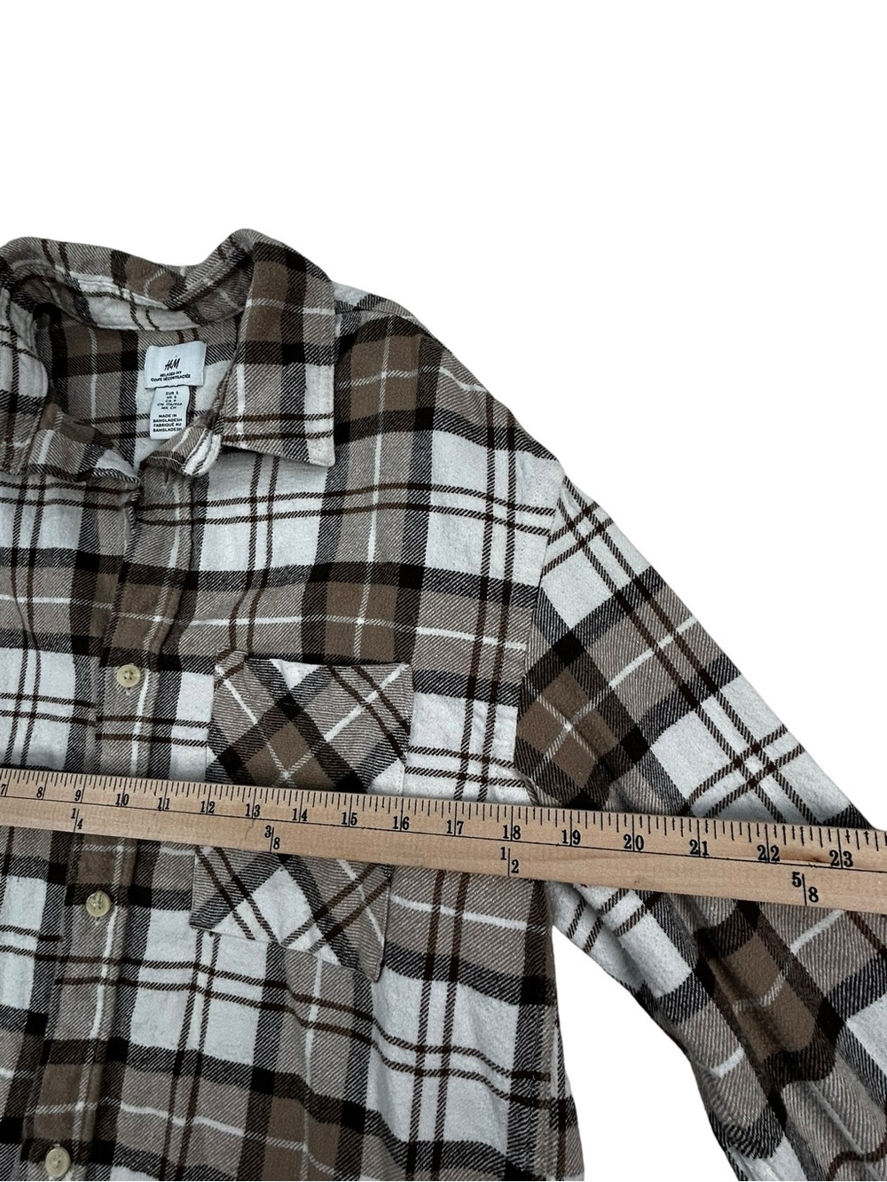 H&M Relaxed Fit Upcycled Flannel Shirt – Women’s Small | Handmade Floral Patchwo - Picture 3 of 13